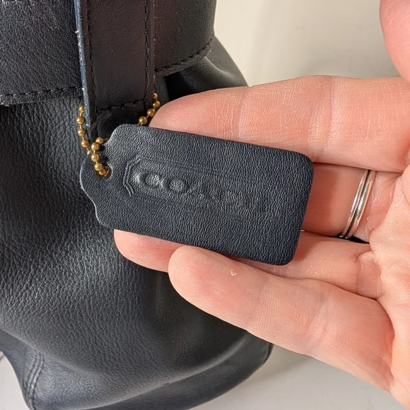 Vintage Coach Navy Blue Leather Belted Pouch - Picture 8 of 14